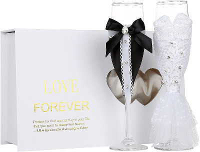 Handmade champagne glasses - wedding gifts for couples